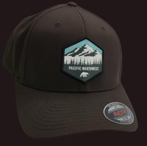 Eşsiz Pacific Northwest, Pacific Northwest'i Sergileyen Bu PNW Dokuma Yama ile Flexfit şapkasını Taktı