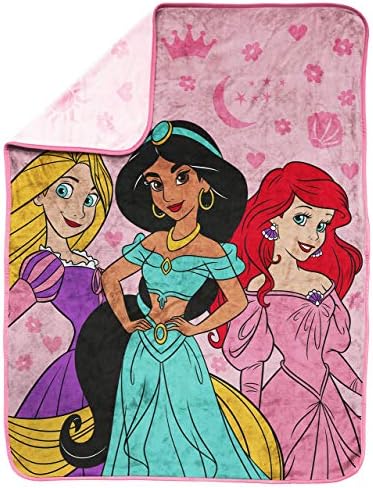 Disney Prenses Cesur Korkusuz Raşel Atmak 8 Parçalı Paket-Atmak, yatak seti İçerir